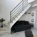 Anastasia B 3* Ofrínion