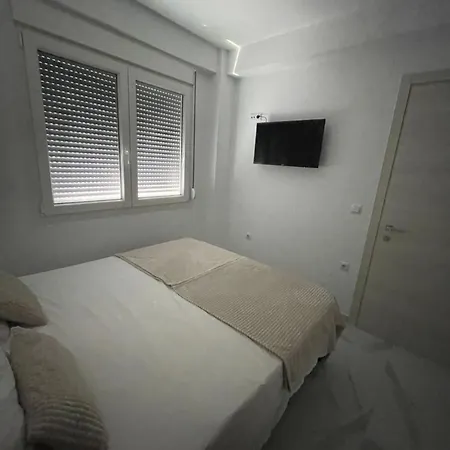 Apartahotel Anastasia B