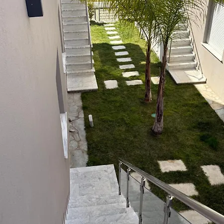 Aparthotel Anastasia B Ofrinion