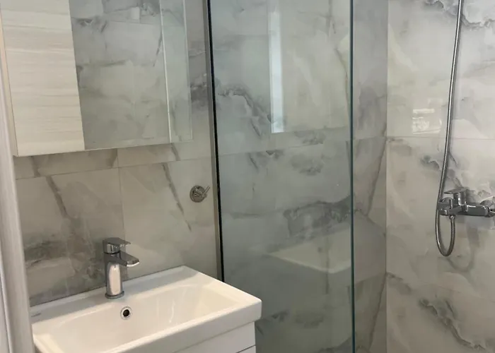 Anastasia B Aparthotel 3*